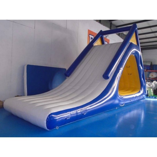 Tobogán Inflable Del Lago