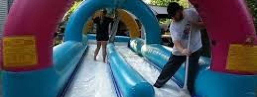 ¿Cómo limpiar una casa inflable?