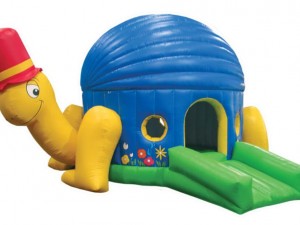 ¿Cómo elegir el estilo y el tamaño más adecuados al comprar castillos inflables?